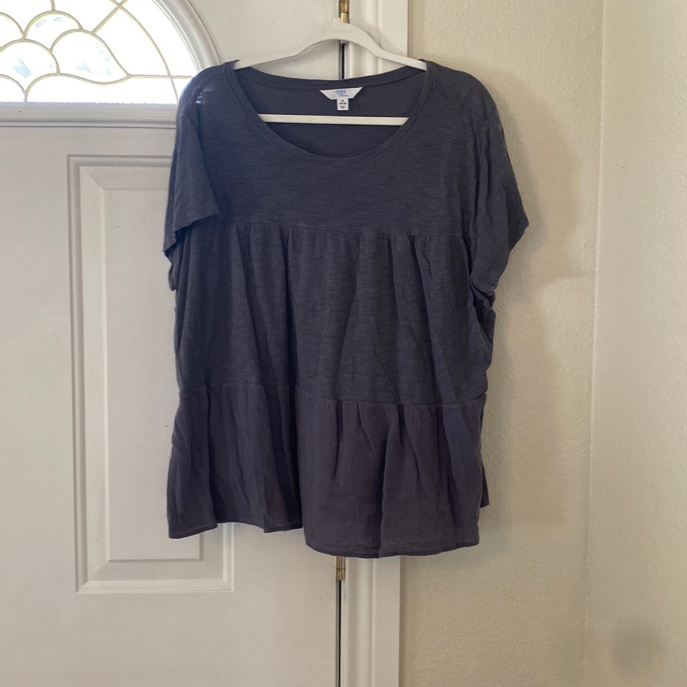 Time & Tru Tiered Top.